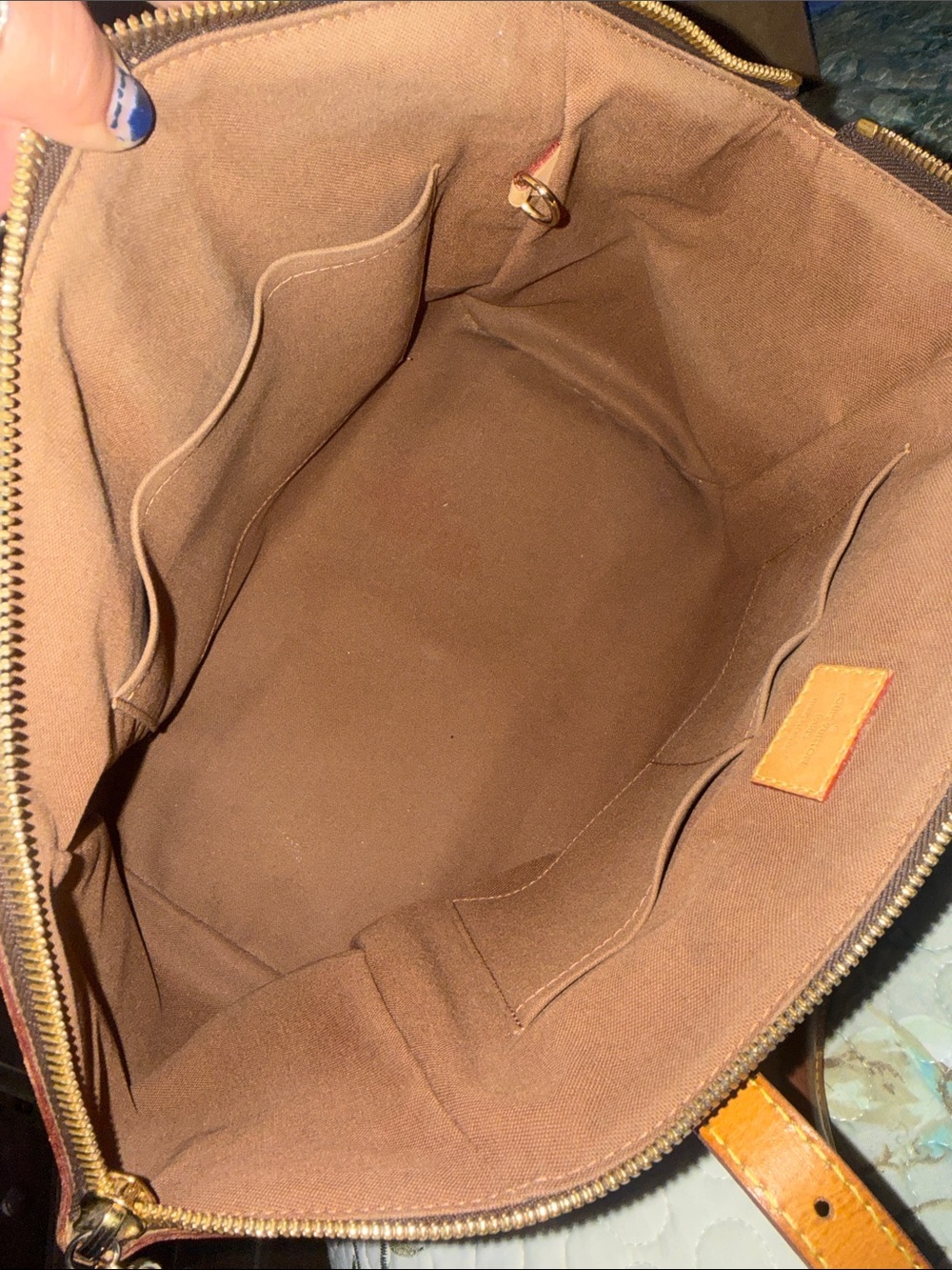 Louis Vuitton Authentic Tivoli PM shoulder bag - Picture 11 of 16